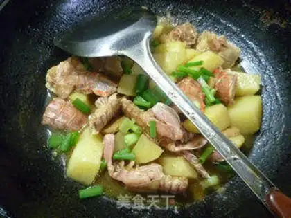 Make Curry potato shrimp step 15