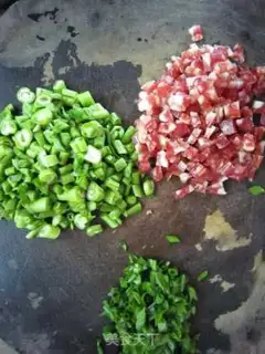 Make Delicious egg fried rice step 1