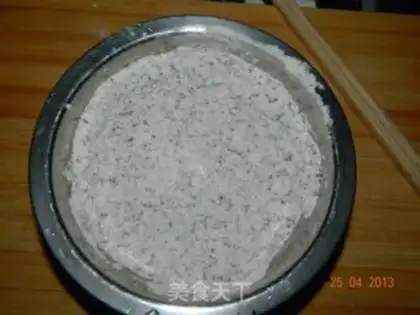 Make Black sesame waffles step 0