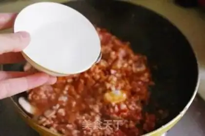 Make Spaghetti mushroom sauce step 14