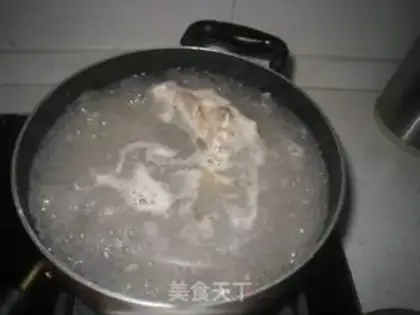 Make Black sesame fish soup step 6