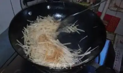 Make Spicy potatoes step 5