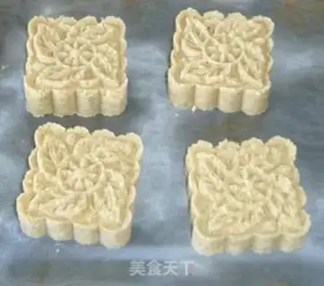 Make Almond waffles step 3