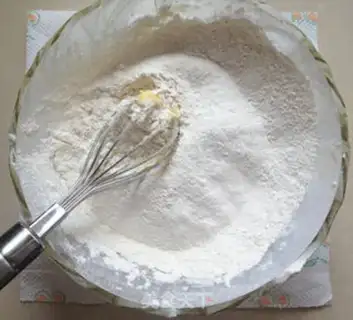 Make Strawberry sauce for a cookie step 4