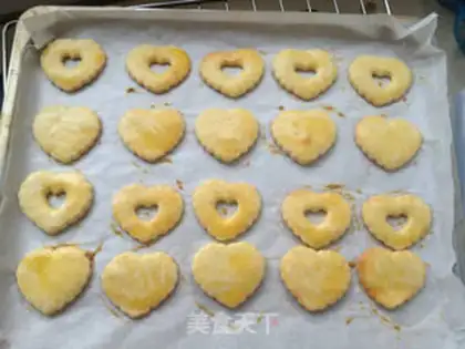 Make Strawberry sauce for a cookie step 9