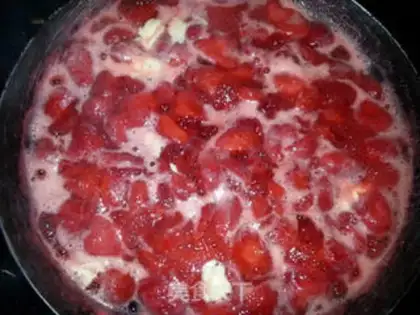 Make Strawberry jam step 5
