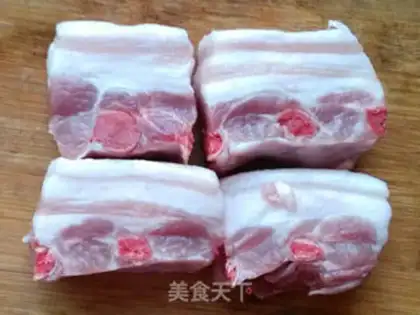 Make Tofu with red meat step 0