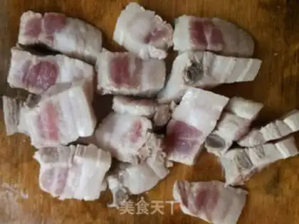 Make Tofu with red meat step 1