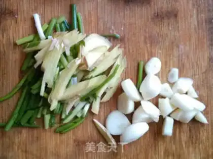 Make Tofu with red meat step 2