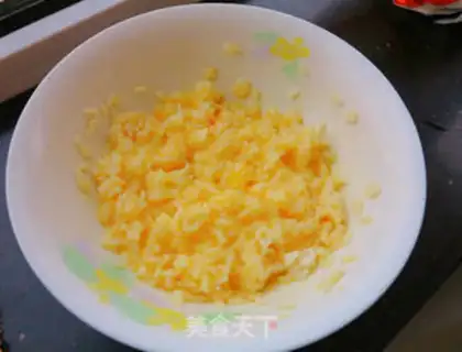Make Egg fried rice step 2