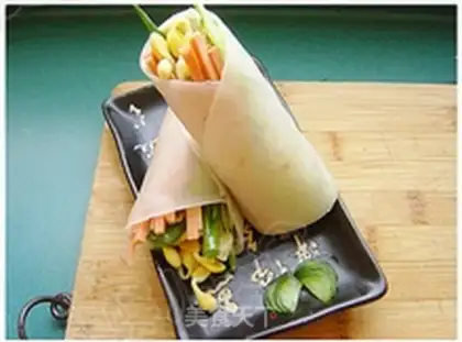 Make Cool-skin vegetable rolls step 9