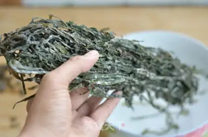 Make Red oil seaweed step 0