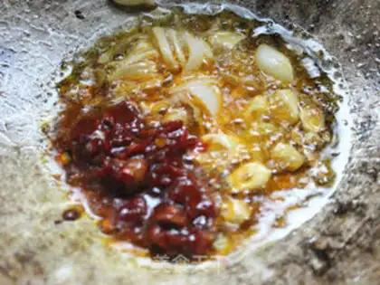 Make Spicy potatoes step 1