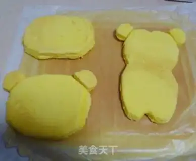 Make Easy bear ice cream cake step 0