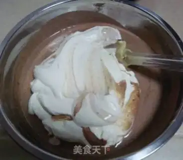 Make Easy bear ice cream cake step 8