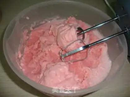 Make Strawberry ice cream step 0