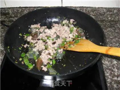 Make Pelican pine nuts step 8