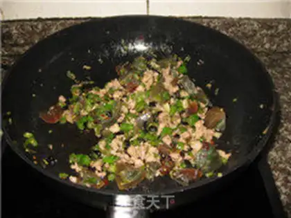 Make Pelican pine nuts step 9