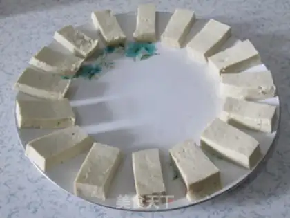 Make Pepper chopping fish head tofu step 2