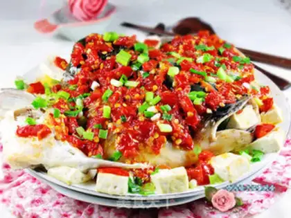 Make Pepper chopping fish head tofu step 11