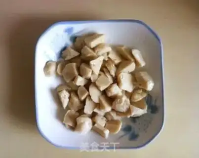 Make Fishballs with garlic step 1