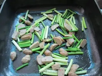 Make Fishballs, garlic and pastry step 4