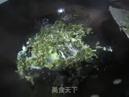 Make Fried eggs with sprouts step 4