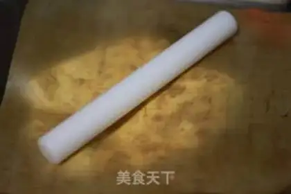 Make Cow Rolling Sugar step 11
