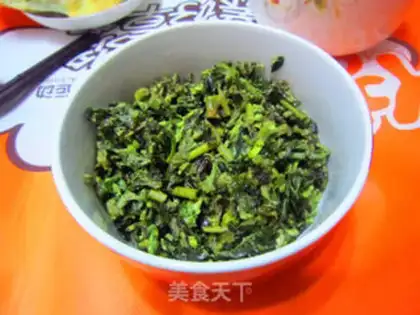 Make Fried eggs with sprouts step 5