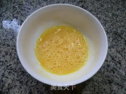 Make Eggs are blooming at night step 6
