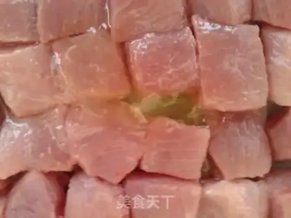 Make Old pineapple step 1