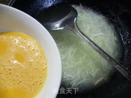 Make Eggs are blooming at night step 12