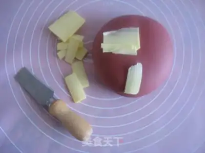 Make Red rose bread step 0