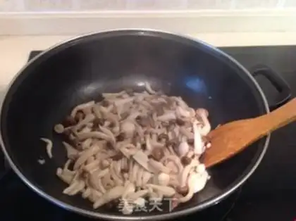 Make Beautiful mushrooms step 1