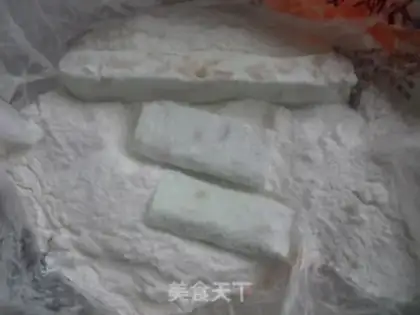 Make Cow Rolling Sugar step 7