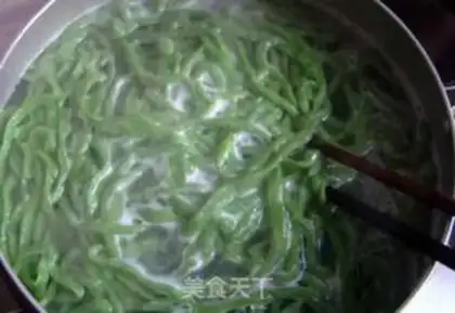 Make Spinach noodles step 18
