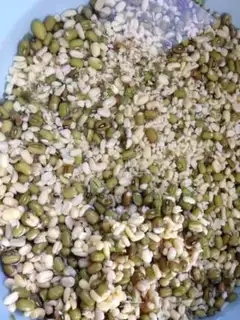 Make Homemade bean silk step 1