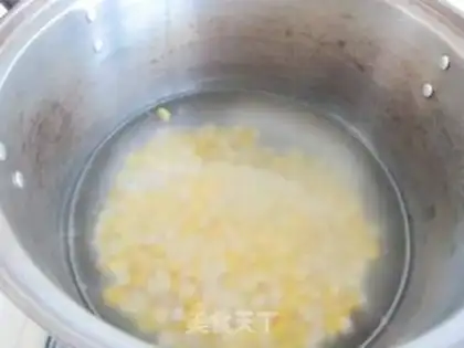 Make Soy sauce, fried rice step 3