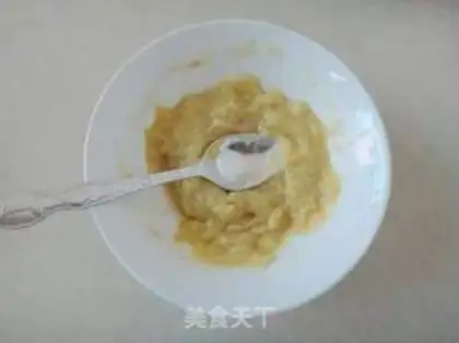 Make Caramel banana waffles step 1