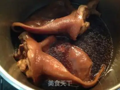 Make Smoky ears step 6