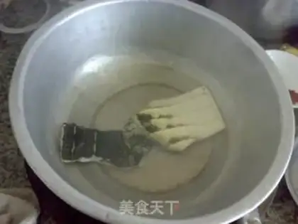 Make The clouds steam the crocodile meat step 2
