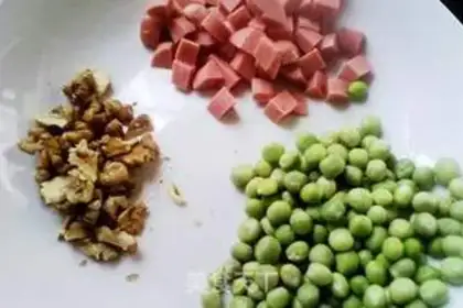 Make Cheese shrimp and mushroom pasta step 13