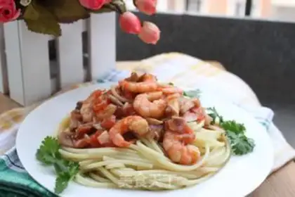 Make Cheese shrimp and mushroom pasta step 23