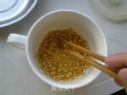 Make Caramel chocolate popcorn step 1