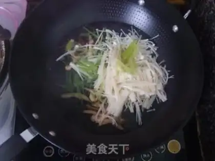 Make Golden needle mushroom soup step 4