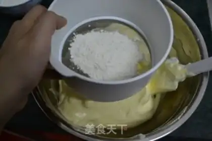 Make Mango blueberry roll step 5