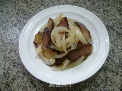 Make White onion sauce step 9