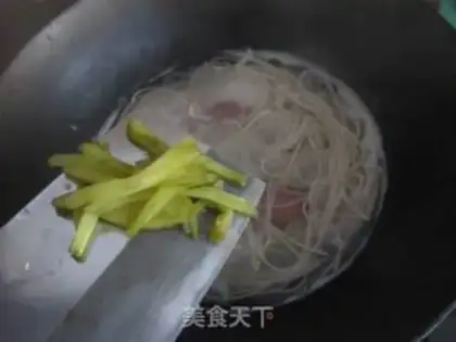 Make Bones soup, noodles step 8