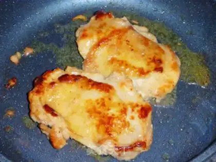 Make A pan and a chicken leg step 9