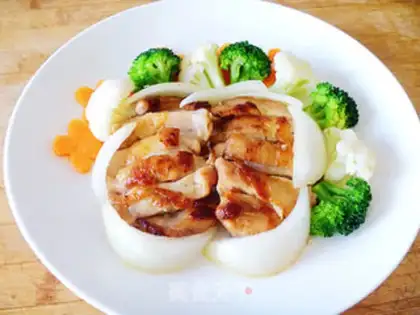 Make A pan and a chicken leg step 12